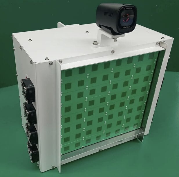 5.7GHz帯ワイヤレス給電システム、産業用途で認可取得