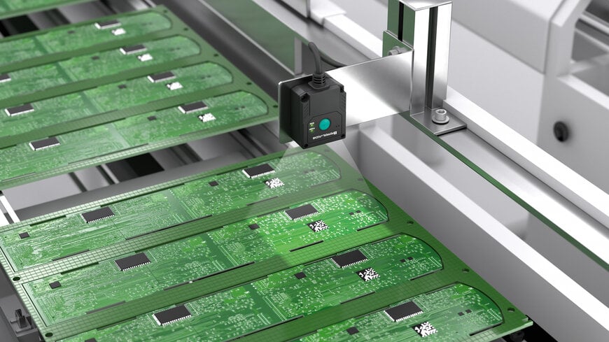 Compact Code Reader with Multiple Functions - CleverReader for 1-D, 2-D, DPM, and High-Speed Reading