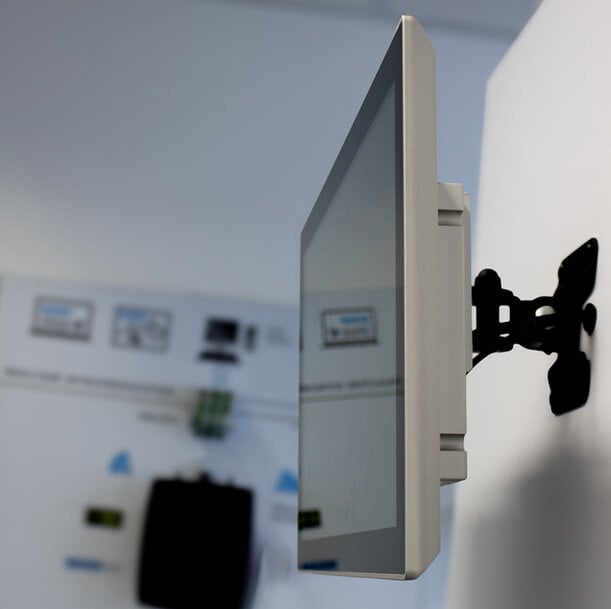 SIGMATEK introduces web panels for industrial HMI visualization