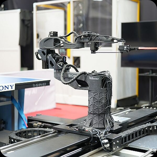 Autonomous robot holds its own against professional table tennis players