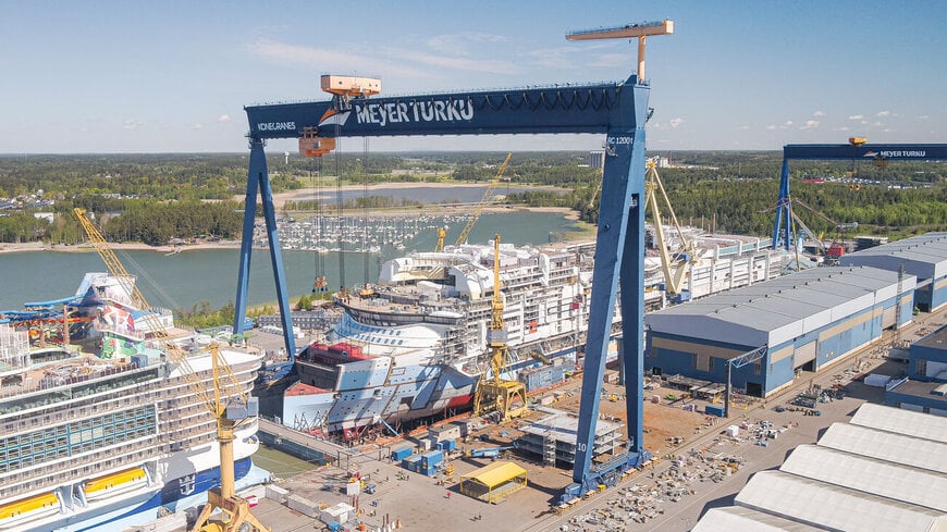 Crane Service Agreement Supports Shipyard Operations