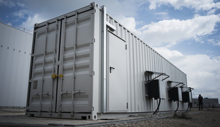 Battery Storage Integration Scales in Building Operations
