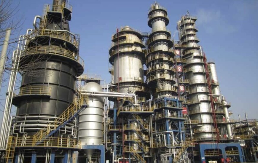 Strategies for Decarbonizing the Fluidized Catalytic Cracking Unit (FCCU)