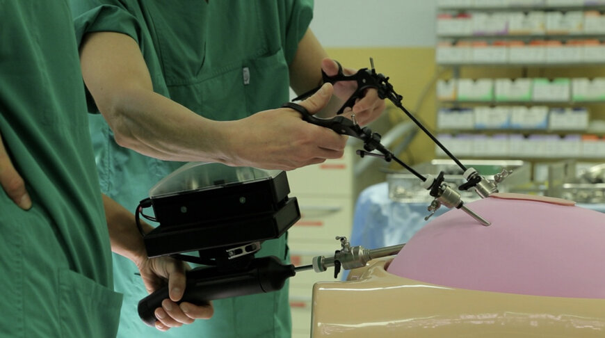 Fraunhofer Wireless Endoscope Transmits Data via Light