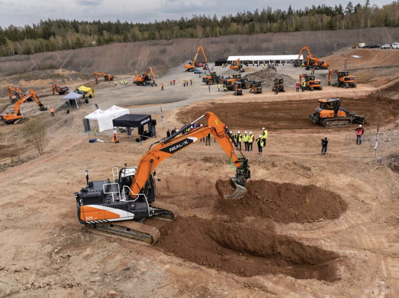 Excavation autonome et avanc&eacute;es des machines &eacute;lectriques