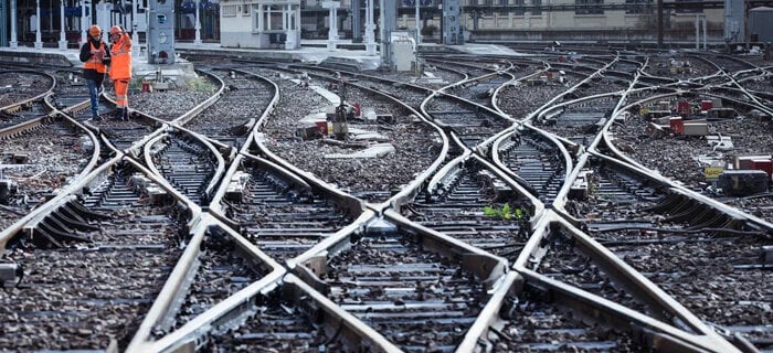 Modernisation du RER D : basculement historique des postes d&rsquo;aiguillage de la Gare de Lyon Souterraine par le groupement Compagnie des Signaux, SYSTRA et Eiffage &Eacute;nergie Syst&egrave;mes aux c&ocirc;t&eacute;s des &eacute;quipes SNCF R&eacute;seau