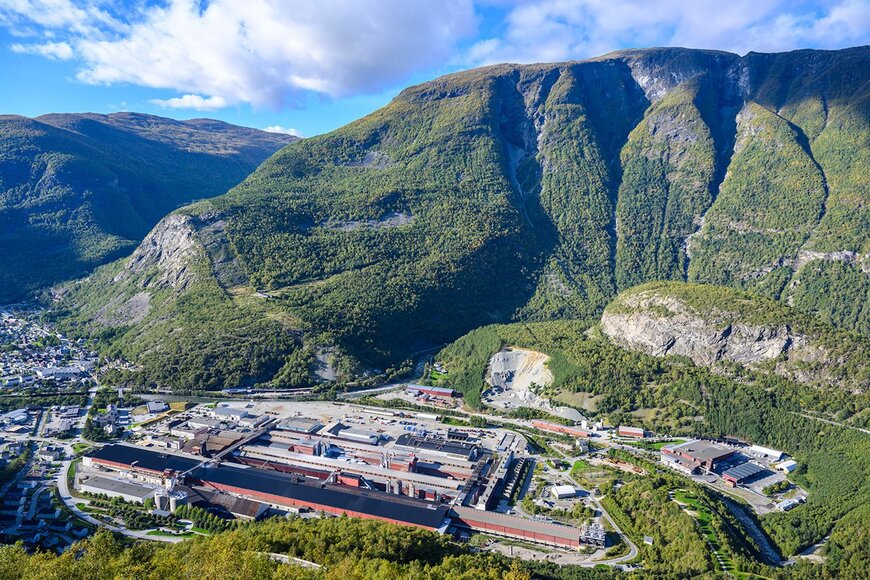 Modernisering av h&oslash;yspentinfrastruktur for aluminiumsproduksjon i &Aring;rdal