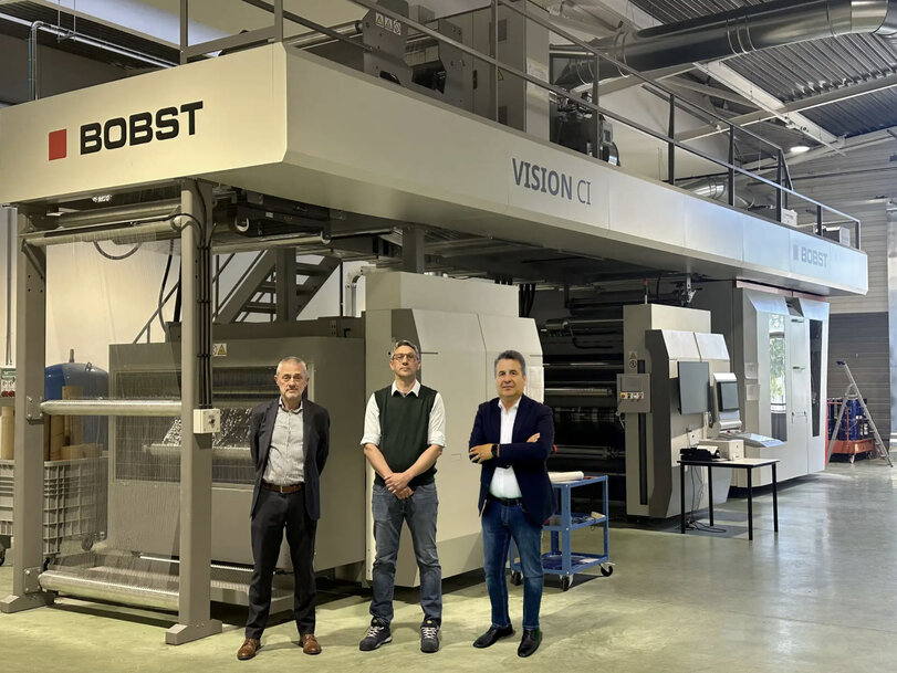 Flexographic printing for flexible packaging