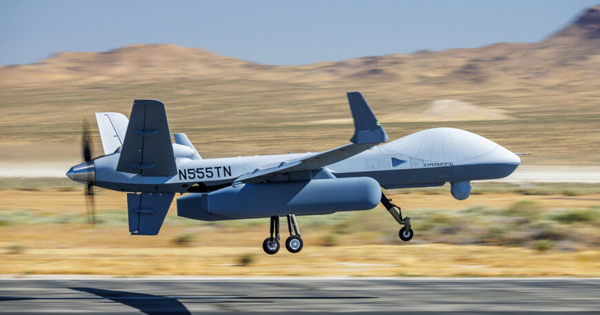 Airborne Early Warning Integration for Uncrewed Aircraft