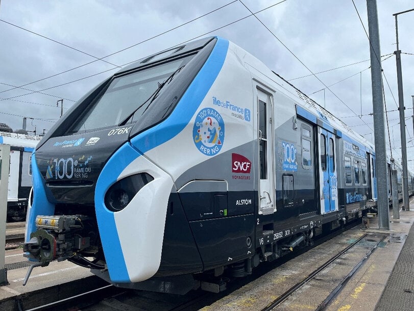LA 100ème RAME RER NG EST ARRIVÉE SUR LE RÉSEAU FRANCILIEN