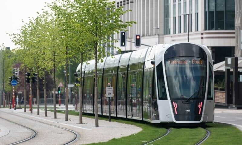 How Silicone Heaters Are Keeping Battery-Powered Trains on Track