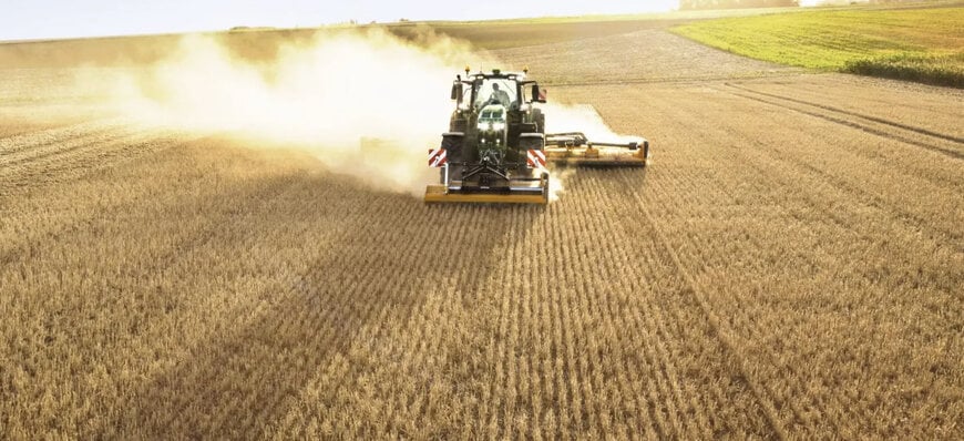 John Deere Updates 6M Series With e19 Transmission Technology