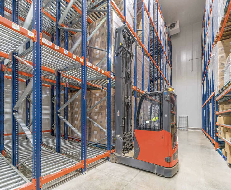 Panabad optimiza su log&iacute;stica de productos congelados con Easy WMS de Mecalux