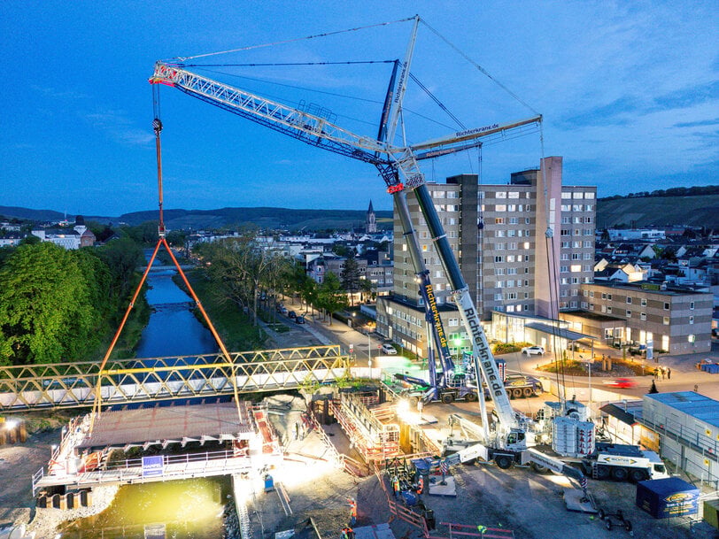 Heavy-Duty Mobile Cranes Deploy for Complex Infrastructure Reconstruction