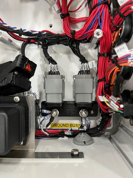 Sealed Bus Bars for Harsh Environment Power Distribution