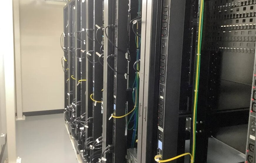 高負荷計算向け再生可能エネルギー駆動型分散データセンター