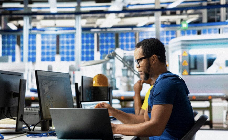 Infraestrutura de conectividade sustenta a transição para smart factories no Brasil