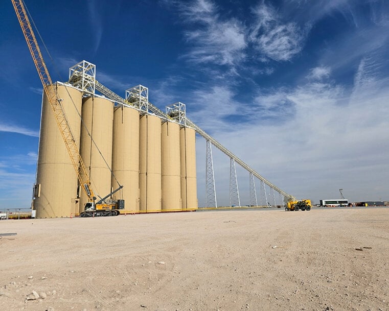 SEW-EURODRIVE Powers One of the World&rsquo;s Longest Single-Flight Conveyor Systems