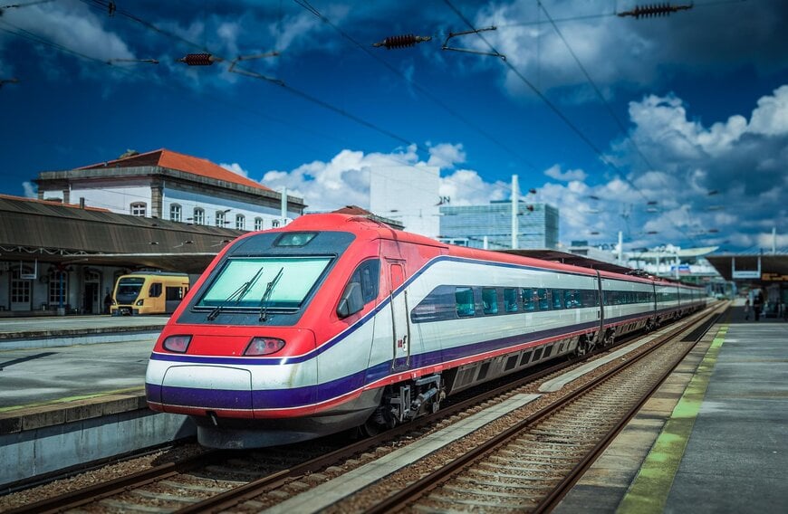 Modernizing Core Communication Networks for Portuguese Railways