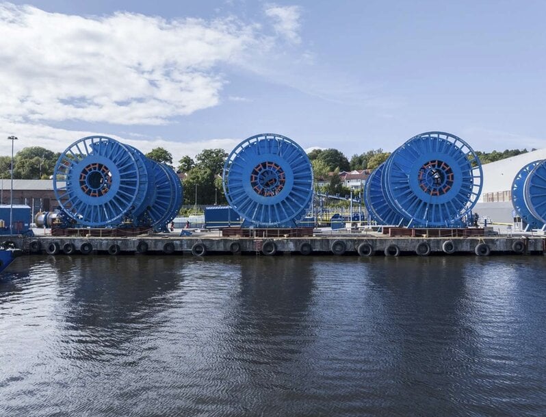 SLB OneSubsea Awarded Major Umbilical Contract by Eni for Offshore Indonesia