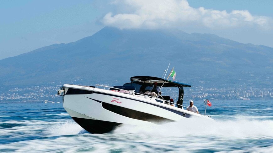 FPT AND ITALYURE: POWER AND DESIGN AT THE SERVICE OF NAUTICAL EXCELLENCE