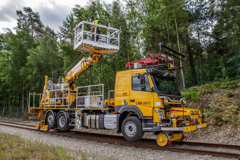 Goldschmidt Receives Approval from the German Federal Railway Authority for the LRB®26 Road-Rail Vehicle