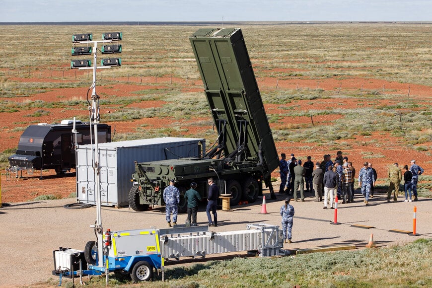 Integration of Mobile Ground-Based Air Defence Prototypes in Multidomain Architectures