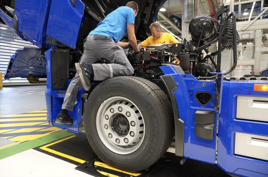 Megawatt Charging for Electric Logistics Trucks