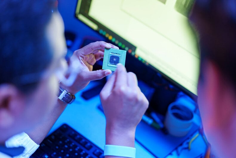 STMicroelectronics and NUS Launch HELIX Edge AI Corporate Lab