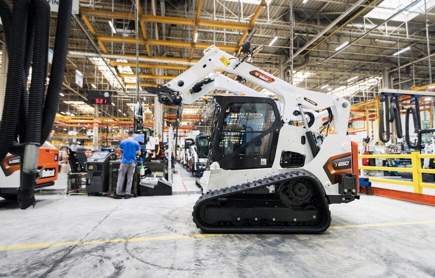 Stage V Compliant Compact Track Loader Enters Production Phase