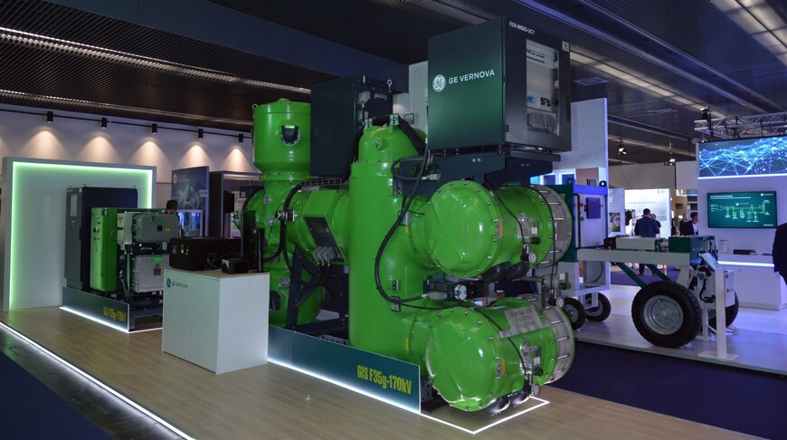 Decarbonizing High-Voltage Transmission Grids with Fluorinated Gas Alternatives