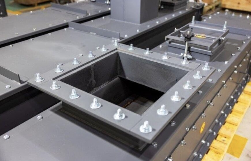 Local Manufacturing and Digital Solutions for Bulk-Material Handling
