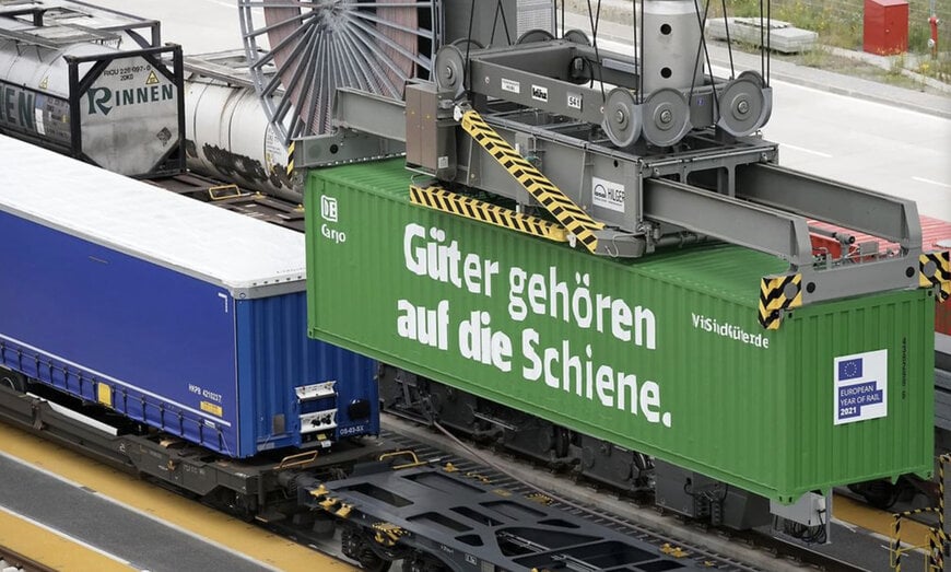 Integration of road and rail freight infrastructure
