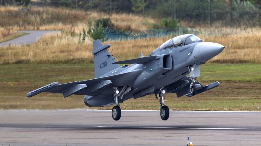 Joint Flight Testing for Two-Seat Supersonic Fighter Aircraft