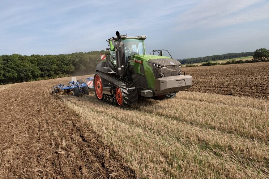Fendt Introduces Upgraded 1100 Vario MT Tracked Tractor Generation