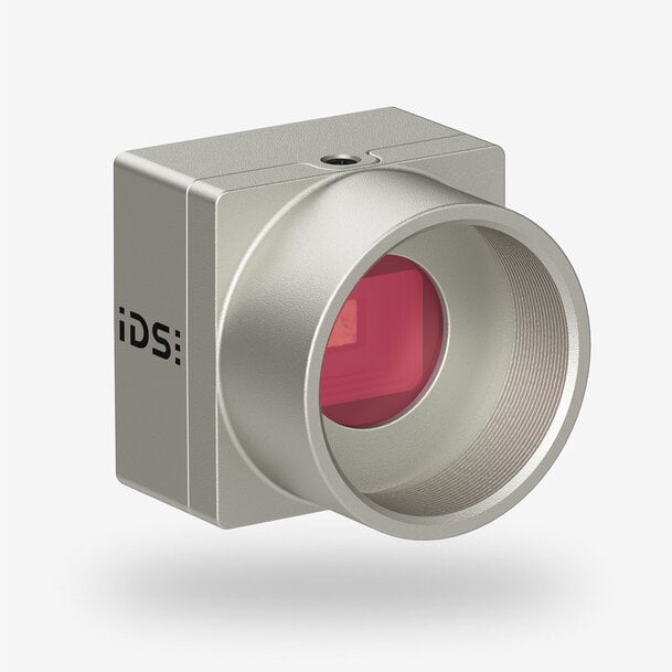 IDS: AI-Based Inspection Detects Surface Defects on Highly Reflective Components