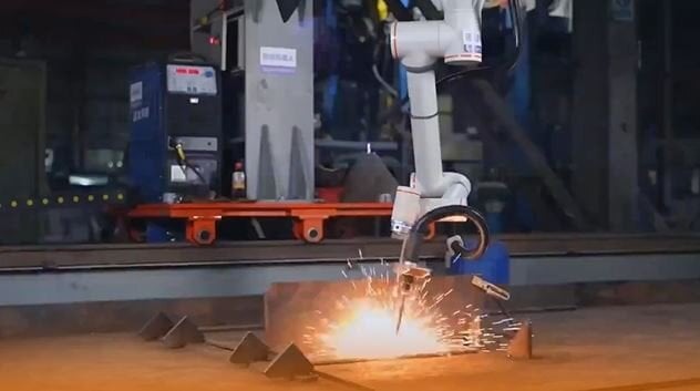 Automação e Motion Plastics na Indústria Brasileira