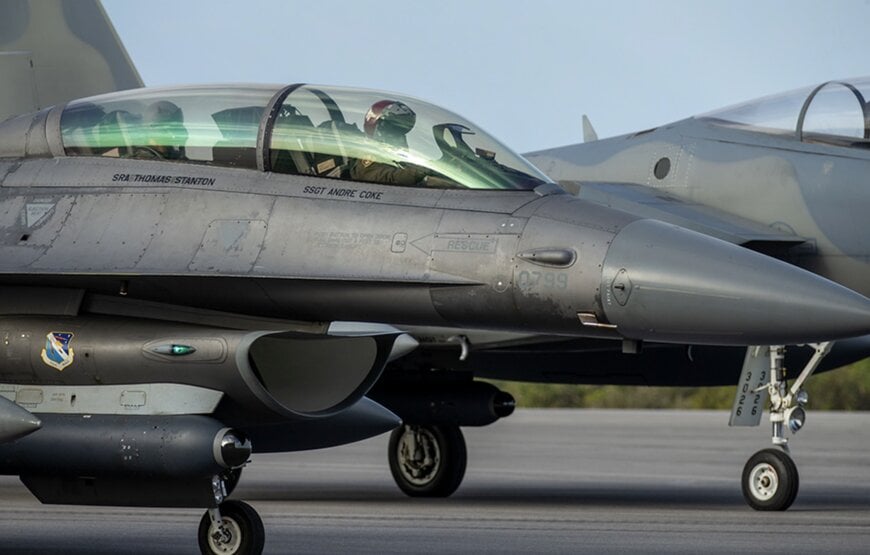 Lockheed Martin Demonstrates Legion Sensor System with Pod-to-Pod Data Link