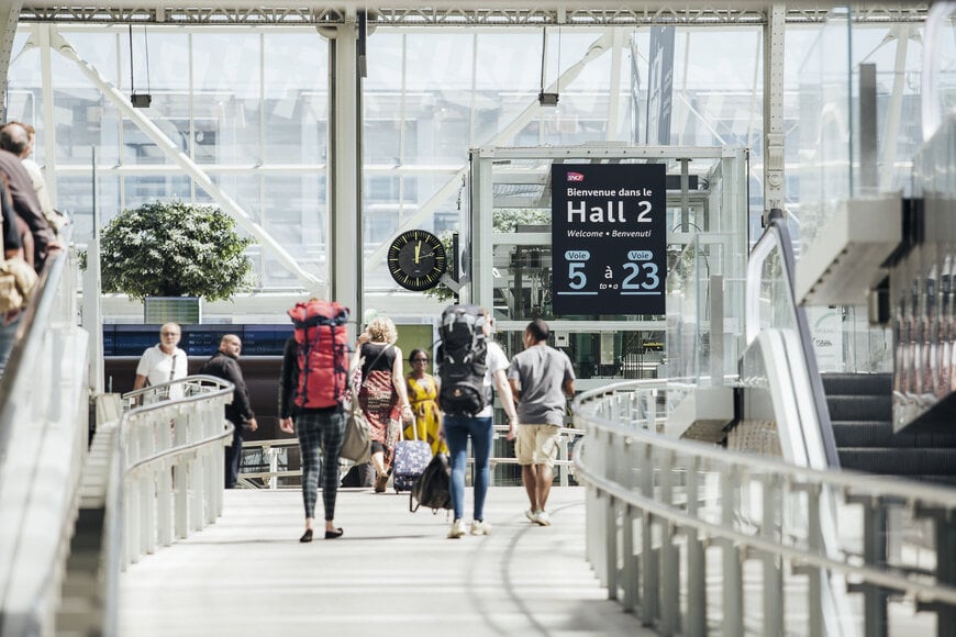Europeans back train travel as key to making tourism more sustainable, EU survey finds