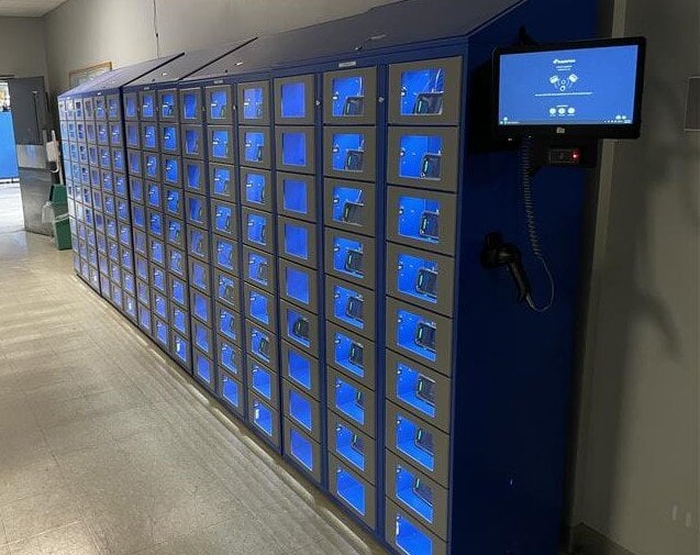 KEYENCE BT-A600 Handheld Computers Help Automotive Lighting Manufacturer Future-Proof Shop-Floor Operations