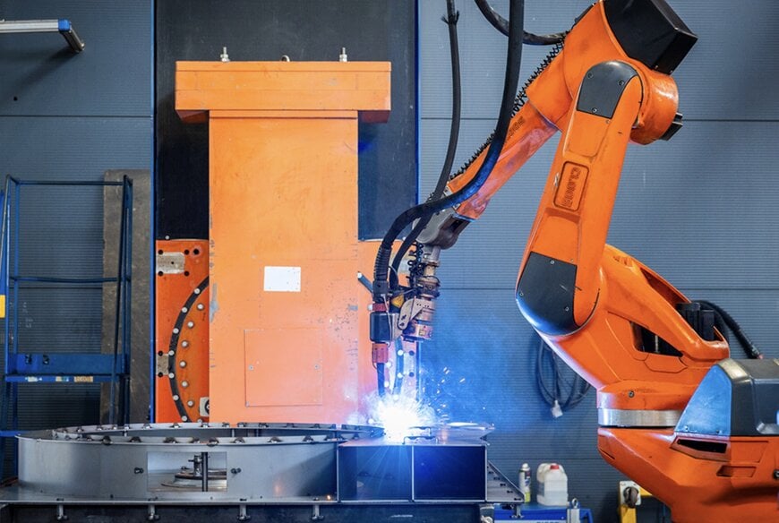 Offline Robot Programming Optimization for Municipal Sweeper Fabrication