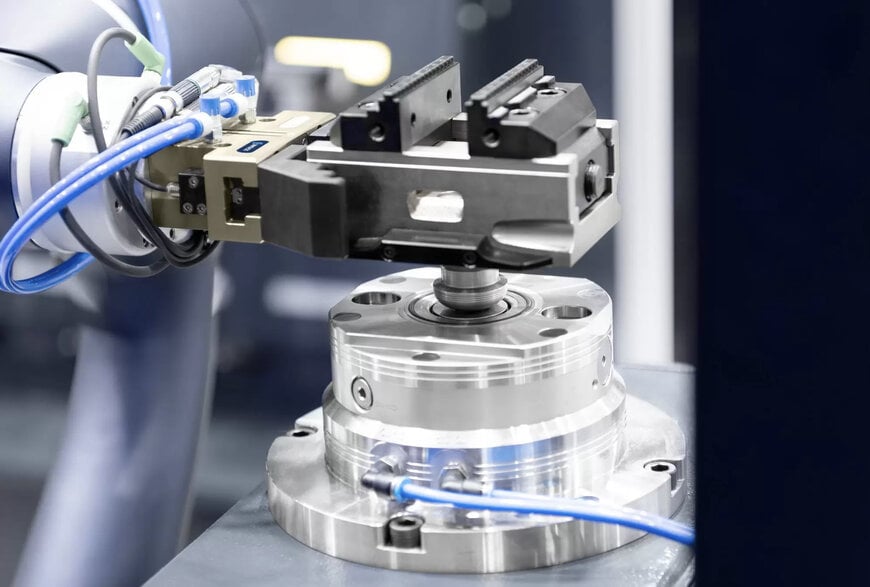 SCHUNK Introduces Vise Automation System for Accessible Machine Tending