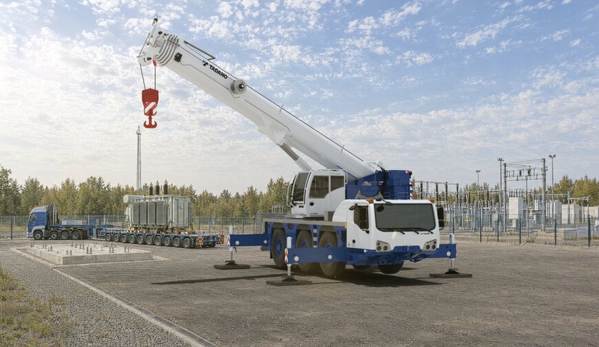 60-Tonne All-Terrain Taxi Crane For Confined Spaces