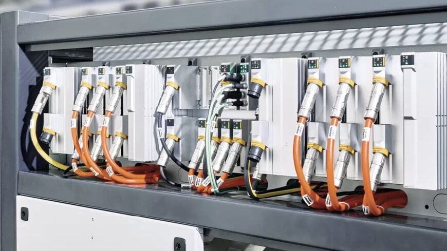 Control Cabinet-Free Automation and Motion Architecture for Metal Processing