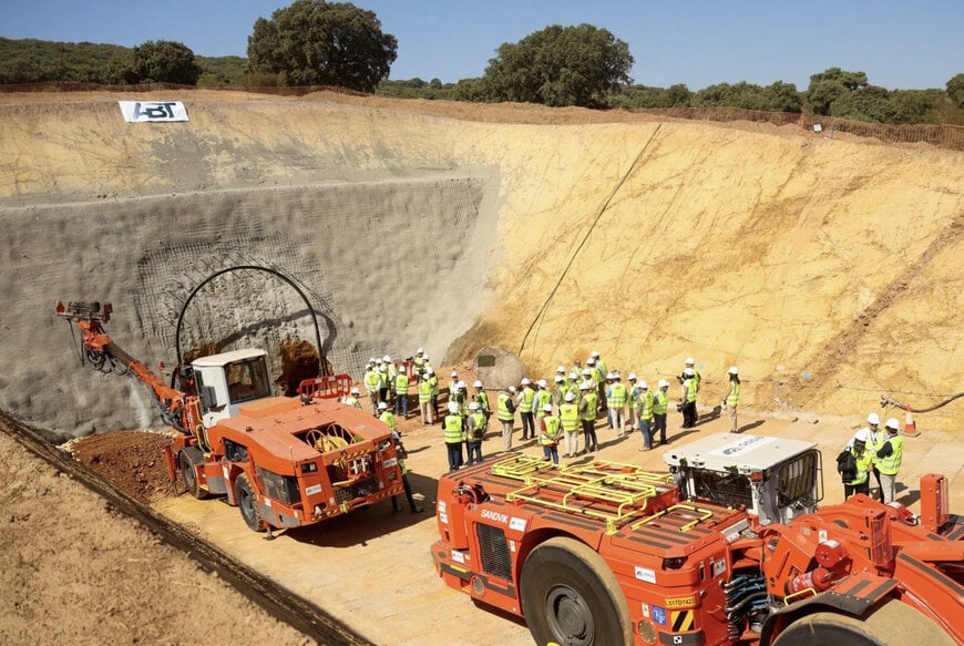 Extracci&oacute;n de Tungsteno y Gesti&oacute;n de Residuos Mineros