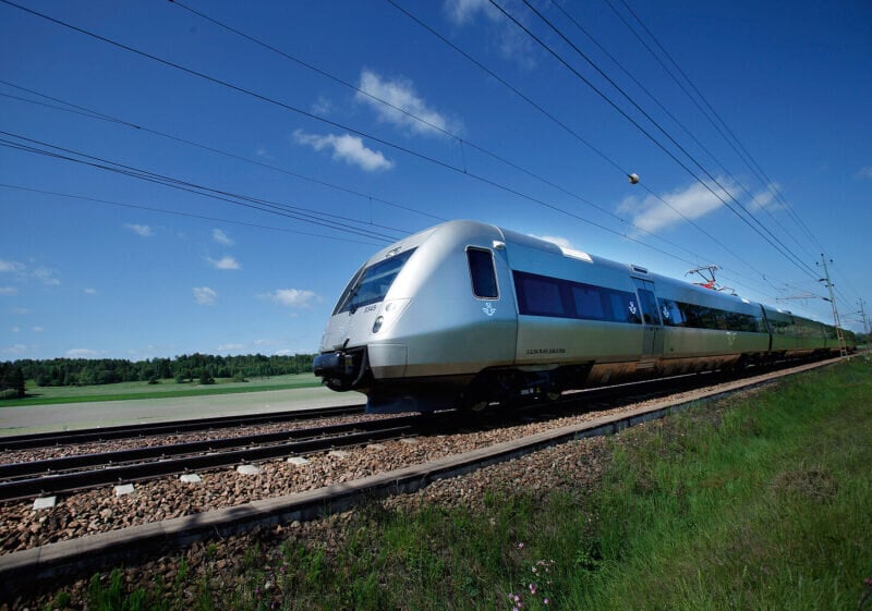 SJ Selects Icomera for Fleet-Wide Satellite Connectivity Rollout Across SJ 3000 Trains