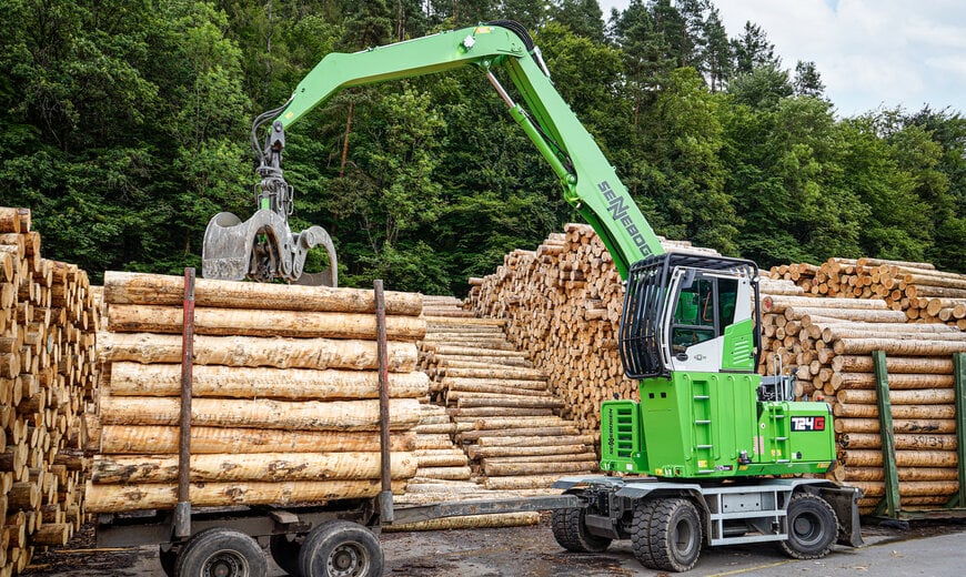 Pick-and-Carry Timber Handler for Sawmill Log Yards