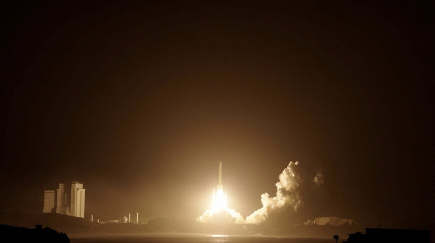 Microgravity Planetary Rover Deployment for Phobos Surface Exploration