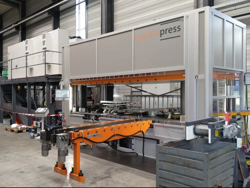 Electric Servo Drive Systems for Industrial Presses