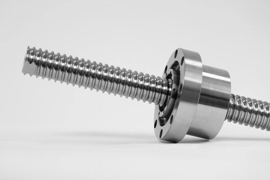 Compact Driven Nut Architecture for Electromechanical Linear Actuation